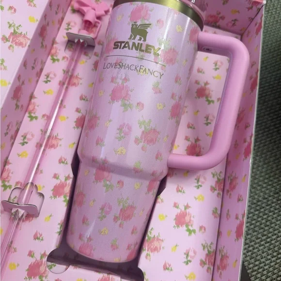 NIB Stanley X Love Shack Fancy Ibiza sunset Quencher H2.O FlowState Tumbler 30oz